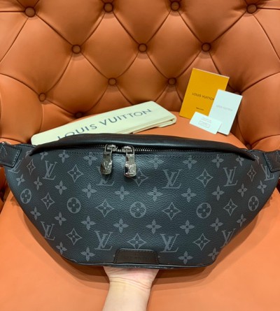 루이비통 디스커버리 모노그램 범백 M44336