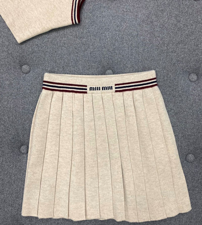 미우미우 캐시미어 플리츠 스커트