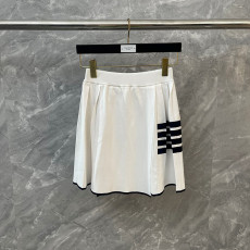 톰브라운 스커트