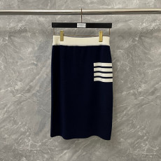 톰브라운 울 스커트