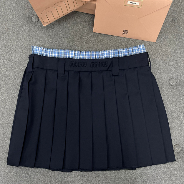 미우미우 플리츠 스커트