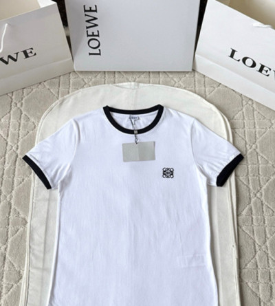 로에베 자수 반팔