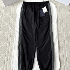 프라다 나일론 팬츠