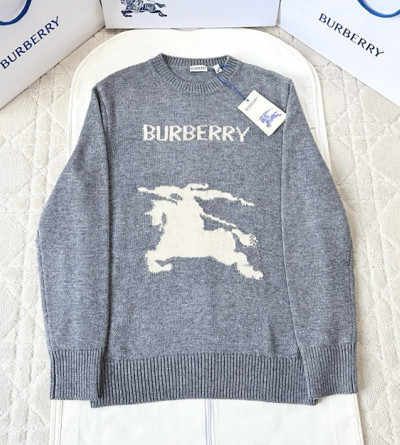 버버리 울 니트