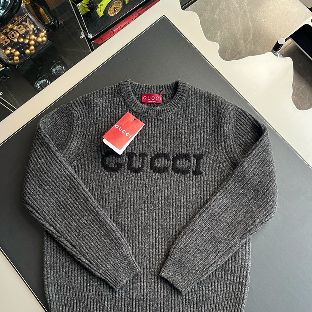 구찌 로고 라운드 니트