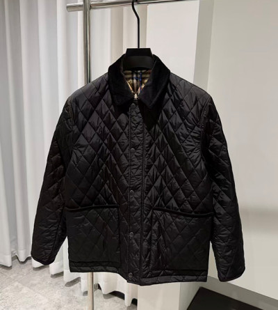 버버리 퀄팅 누빔 자켓