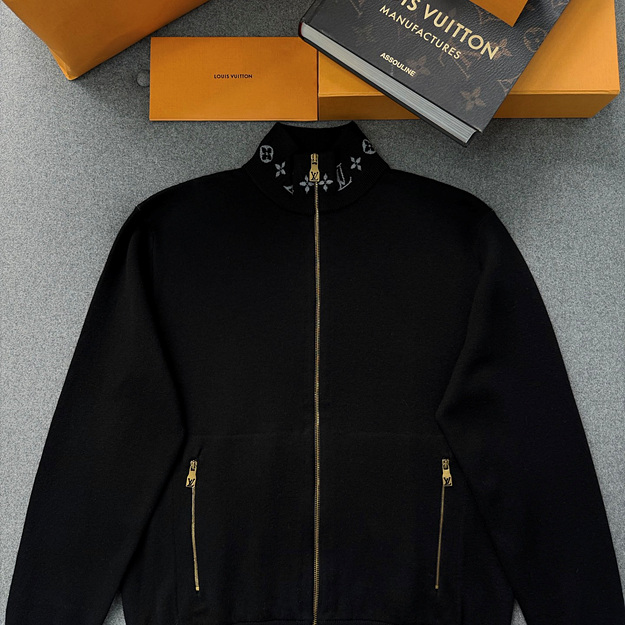 루이비통 자카드 집업 니트