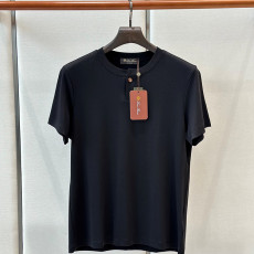 로로피아나 넥로고 반팔