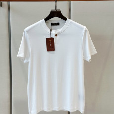 로로피아나 넥로고 반팔