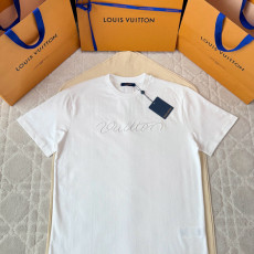 루이비통 자수 반팔