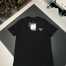 프라다 삼각로고 반팔