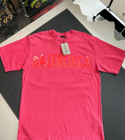 발렌시아가 테이핑 반팔