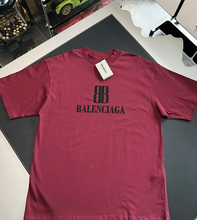 발렌시아가 프린팅 반팔