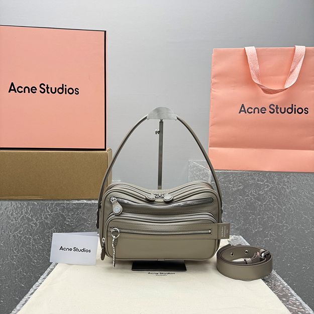 아크네스튜디오 카메라 숄더 백 스몰