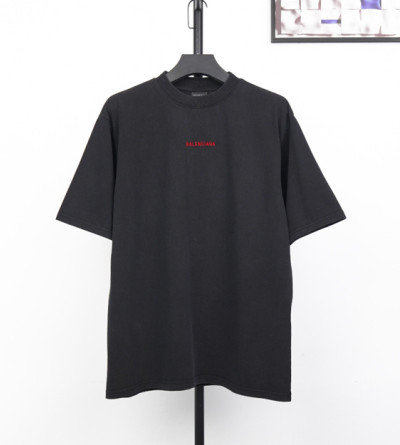 발렌시아가 레터링 반팔