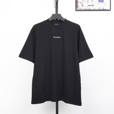 발렌시아가 레터링 반팔