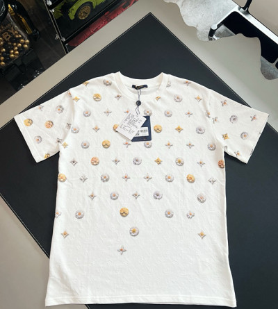 루이비통 프린팅 반팔